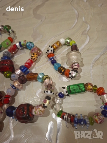 Стъклени гривни