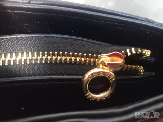 Дамска чанта, снимка 4 - Чанти - 48406917