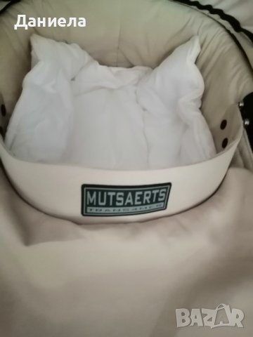 Бебешка количка 2в1 Мutsaerts (Mutsy) с подаръци , снимка 8 - Детски колички - 37276852