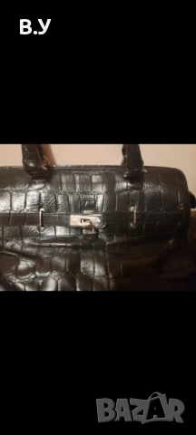 Дамска кожена чанта, снимка 2 - Чанти - 51800512