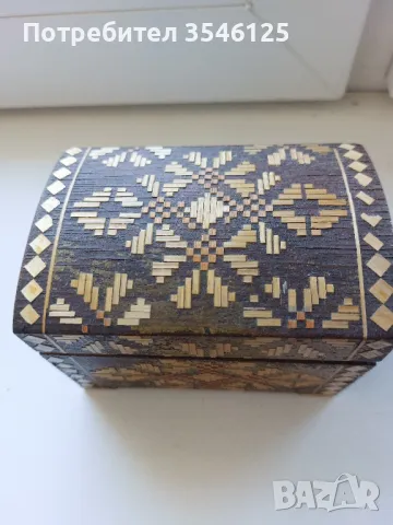 Дървена бижутерка (1964 год.)