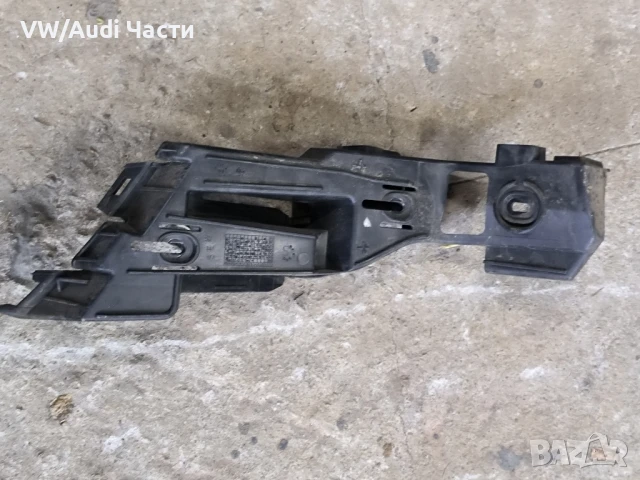 Водач задна броня за Голф 5 Volkswagen Golf 5 1K6807394 / 1K6807376, снимка 2 - Части - 50492573