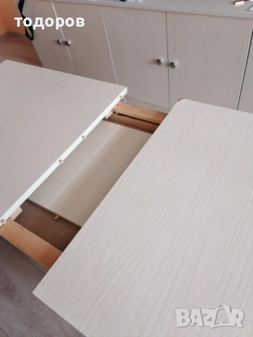 Голяма холна секция с гардероб и маса, снимка 5 - Секции и витрини - 53008512