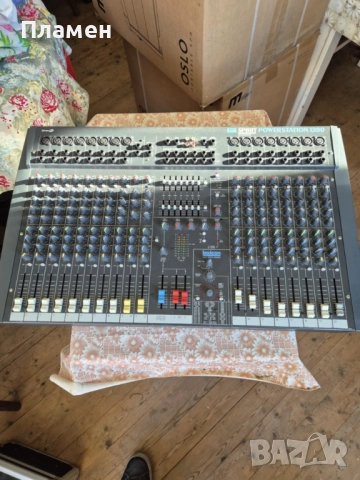 Продавам Soundcraft - рower миксер 2 X 1500 w peak