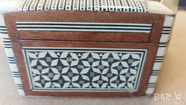 Стара дървена кутия за бижута седеф Интарзия, снимка 3 - Колекции - 50898529