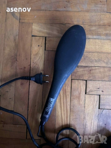 Четка за изправяне на коса , снимка 4 - Аксесоари за коса - 53397067