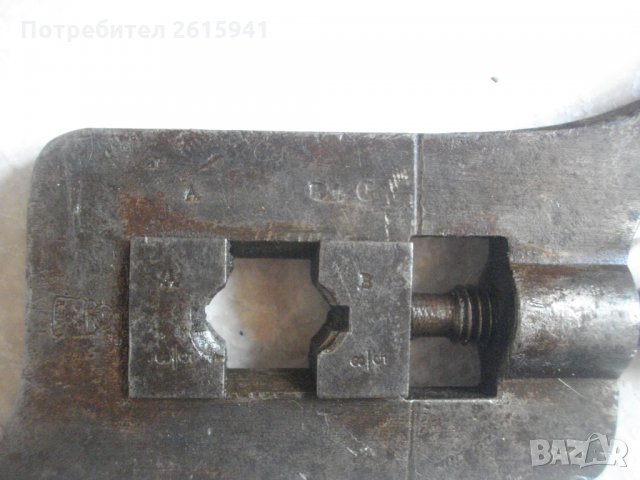 Винтонарезка-Ръчна Плашка За Резби на Вик Тръби-Немска-1 Цол 5/8-ф40 мм-Немска-Голяма-Отлична-Масивн, снимка 13 - Други инструменти - 33039491