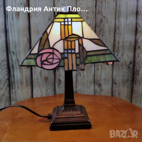 Настолна лампа - Рози, в стил Тифани , снимка 2 - Настолни лампи - 43377597