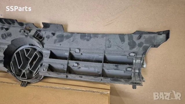 VW Golg IV (1997-2005) - Радиаторна решетка с емблема , снимка 5 - Части - 50150283