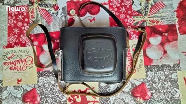 Фотоапарат Зенит-е , снимка 4 - Фотоапарати - 43405437