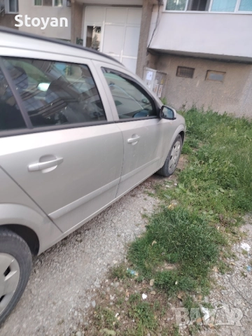 Автомобил Опел Астра