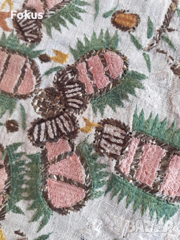 Невероятна българска възрожденска шевица, снимка 2 - Антикварни и старинни предмети - 53406178