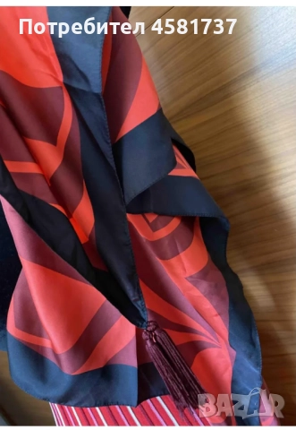 Копринен шал Uterqüe, снимка 13 - Шалове - 51742134