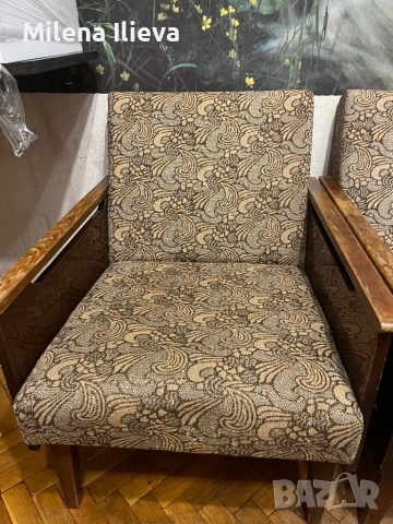 🪑 Два ретро фотьойла от 70-те/80-те години – дървени подлакътници, оригинална дамаска- Ст.Загора, снимка 4 - Дивани и мека мебел - 50849321