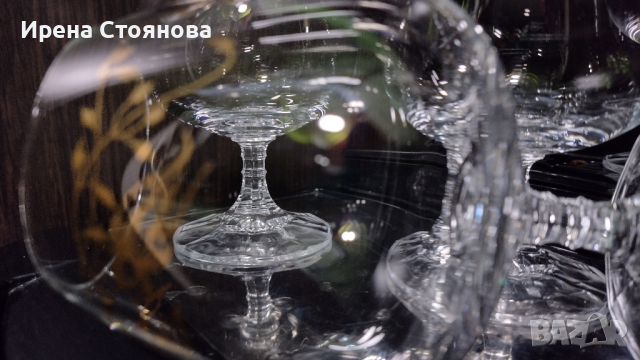 Bohemia Isabelle Cristal. Кристални чаши за коняк. Златни флорални мотиви.
, снимка 9 - Чаши - 44879184