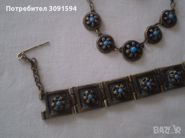 комплект възрожденски тип - гривна , нагръден накит и пръстен от бронз, снимка 2 - Антикварни и старинни предмети - 37332193