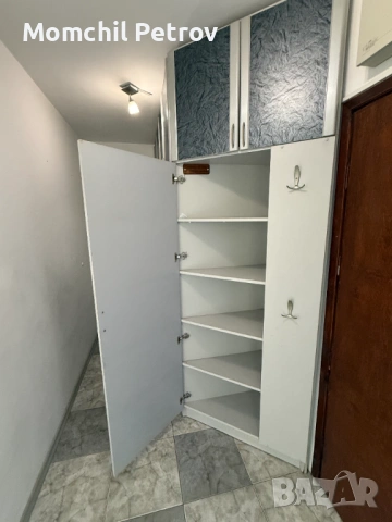 Масивен гардероб 3 крилен, снимка 3 - Гардероби - 53291240