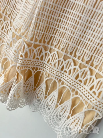РАЗПРОДАЖБА Нов дамски дантелен гащеризон къс крачол елегантен размер XS и размер S, снимка 6 - Гащеризони - 50611965
