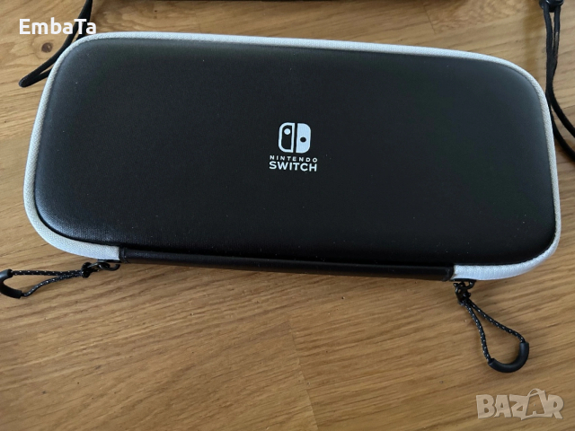 Конзола Nintendo switch пълен комплект с кутия+ оригинален калъф, снимка 8 - Nintendo конзоли - 52949373