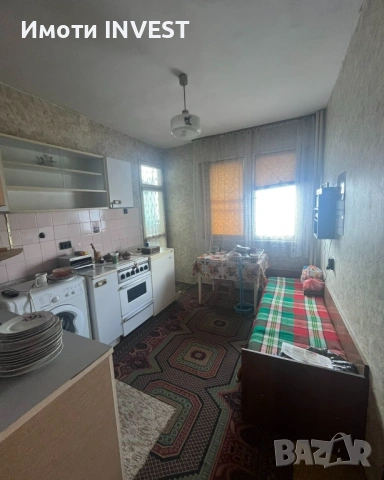 Тристаен апартамент с гараж и допълнителни помещения – кв. Запад 2, гр. Търговище №73137, снимка 4 - Апартаменти - 53188995