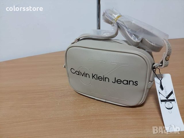 Луксозна чанта Calvin Klein код D-G151, снимка 2 - Чанти - 35844261