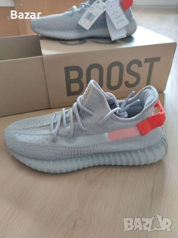 Нови Оригинални Обувки Adidas Yeezy Boost Размер 44 2/3 изключително удобни маратонки , снимка 15 - Спортни обувки - 40430235