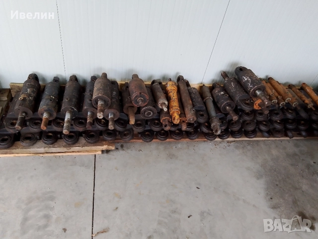 Хидравлични цилиндри