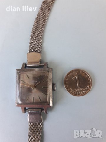 Стар дамски механичен часовник -Заря , снимка 6 - Антикварни и старинни предмети - 28647197