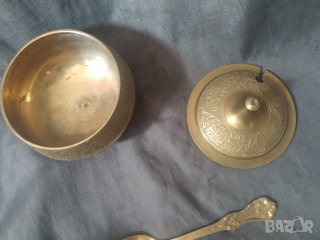 месингова захарница с лъжичка, снимка 5 - Други ценни предмети - 37416517