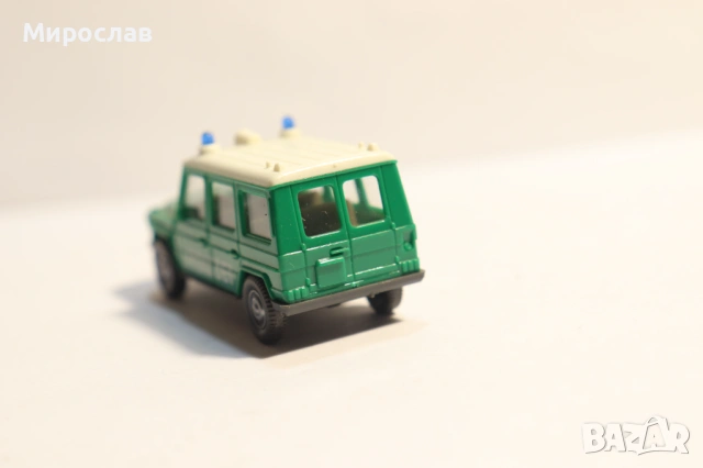 WIKING H0 1/87 MERCEDES POLICE ПОЛИЦИЯ КОЛИЧКА КАМИОН МОДЕЛ, снимка 6 - Колекции - 53129199