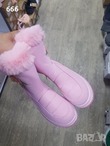 Ботушки, снимка 3 - Дамски ботуши - 42979949