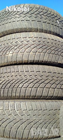 4бр зимни гуми 215/65R16 Bridgestone, снимка 1 - Гуми и джанти - 44020349