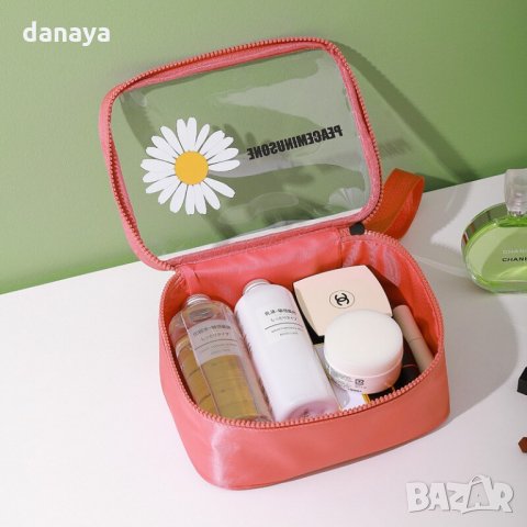 2206 Дамска козметична чантичка Маргаритка, снимка 2 - Портфейли, портмонета - 33147564
