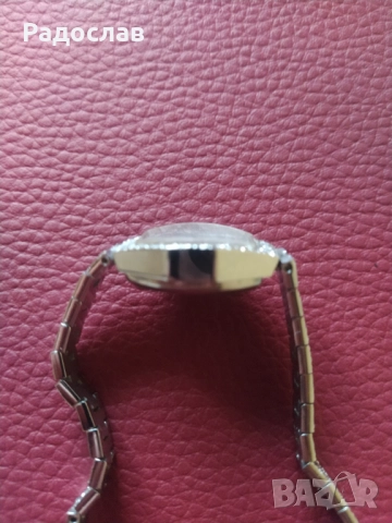 работещ дамски часовник Луч, снимка 6 - Дамски - 52033671