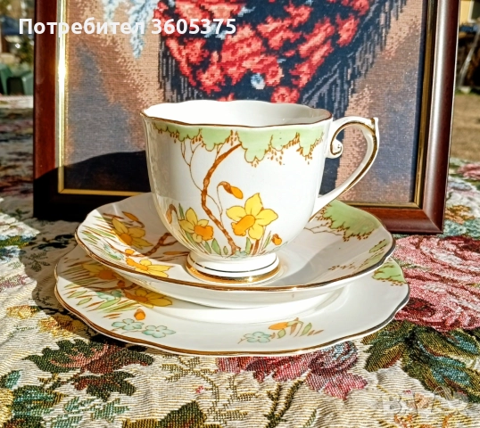 Троен сет за чай, английски костен порцелан , снимка 2 - Антикварни и старинни предмети - 52942333