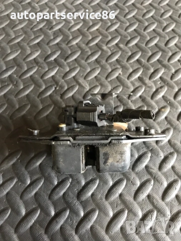Ляв механизъм за заключване на задната врата за Jeep Grand Cherokee (2001) C44160, снимка 3 - Части - 53499418