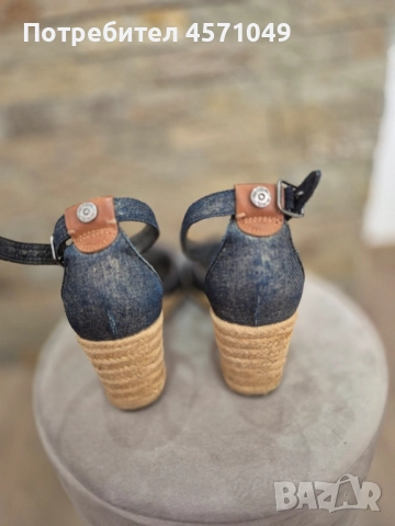 Сандали Tommy Hilfiger , снимка 3 - Сандали - 51453387