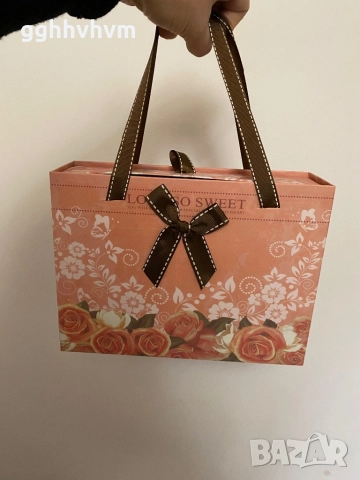 Шал в кутия , снимка 6 - Шалове - 52930728