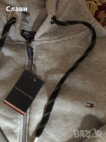 Продавам оригинален суичър Tommy Hilfiger, снимка 3 - Суичъри - 38916463