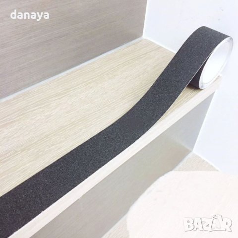 4035 Противоплъзгаща лента самозалепваща 5cm x 5 m, снимка 2 - Други стоки за дома - 42971842