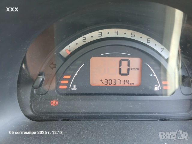 Ситроен Ц3 1.4 HDI 16V 90к.с., снимка 13 - Автомобили и джипове - 51615454