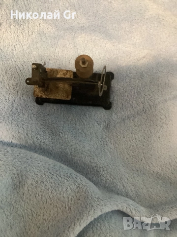 Детска шевна машина  производство Германия  M.uller  DRGM  1930 години  състояние според снимката, снимка 8 - Колекции - 51973440