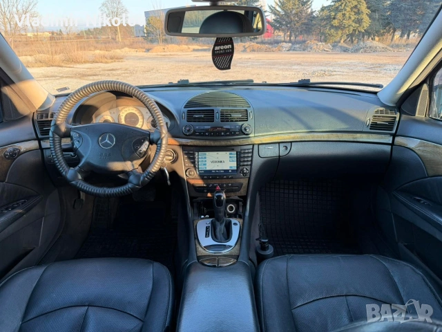 Mercedes E320 W211, снимка 10 - Автомобили и джипове - 53234355