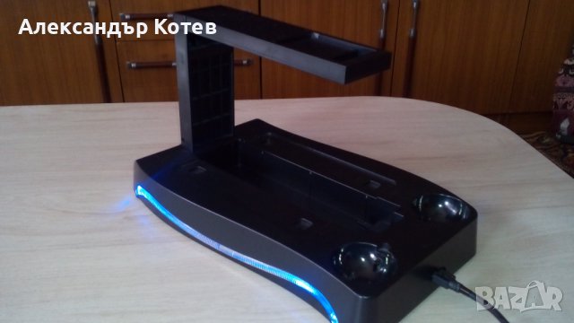 Playstation 4 PS4 VR докинг станция с лед осветление и зареждане, снимка 2 - PlayStation конзоли - 40142910