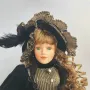 Порцеланова кукла “Vanity Fair” – Stewart Ross Fine Collectibles, снимка 6