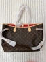 Чанта Luis Vuitton Neverfull MM, снимка 1