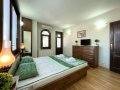 Многостаен апартамент(140m2), подходящ за почиващи, бизнес гости, работници и задочници, снимка 1 - Квартири, нощувки - 43945524