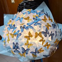 Светещ букет от 101 бр. пеперуди " DESS", снимка 1 - Романтични подаръци - 44070493