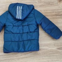 Adidas детско пухено яке за 5/6 годинки, снимка 5 - Детски якета и елеци - 43376798