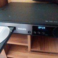 DVD PLAYER -PHILIPS, снимка 4 - Плейъри, домашно кино, прожектори - 37612354